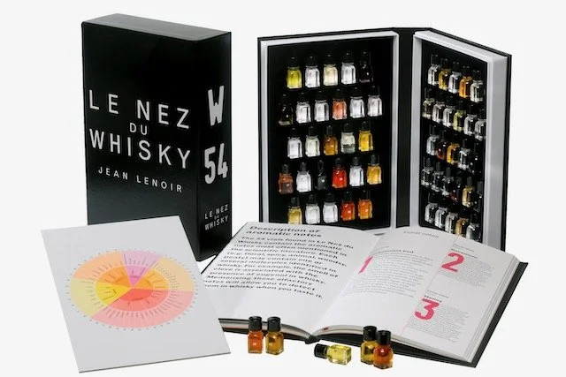 LE NEZ DU VIN 香り学習キット 71aJErYEwrL._UF350,350_QL50_.jpg